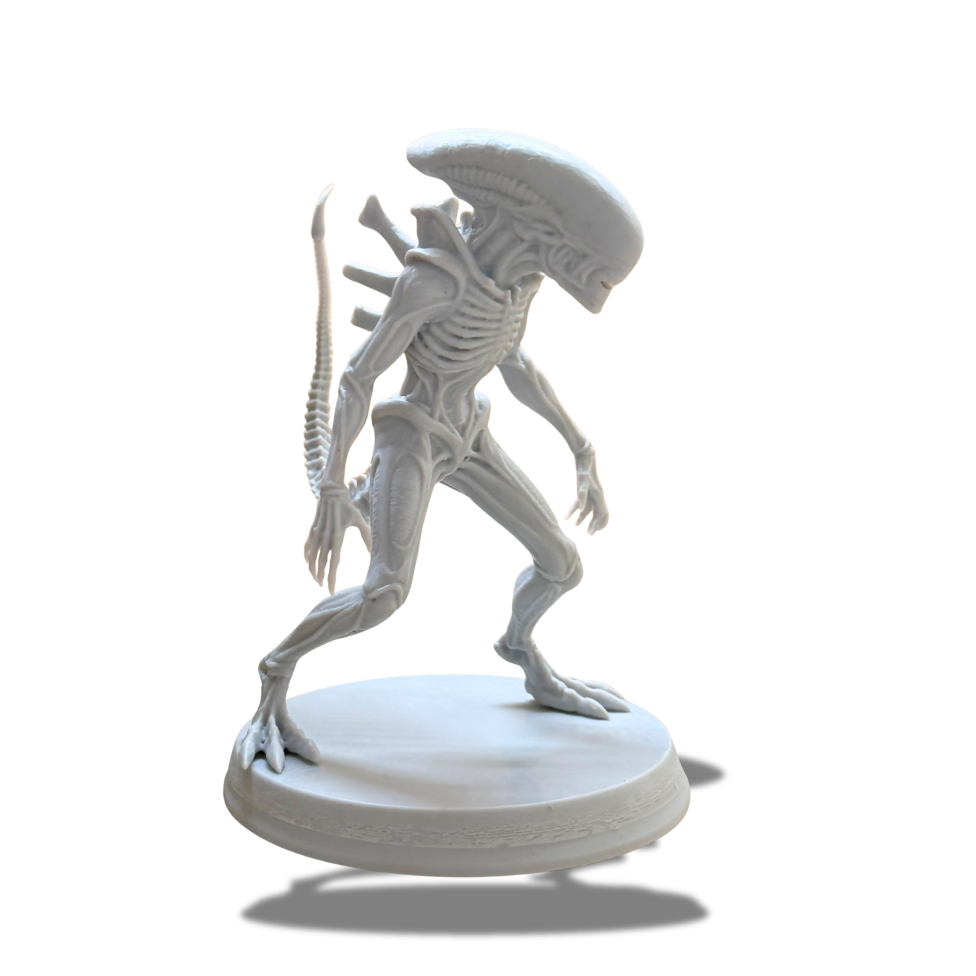 6" Sci-Fi Space Creature Figure White Resin Collectible Display Statue 14+