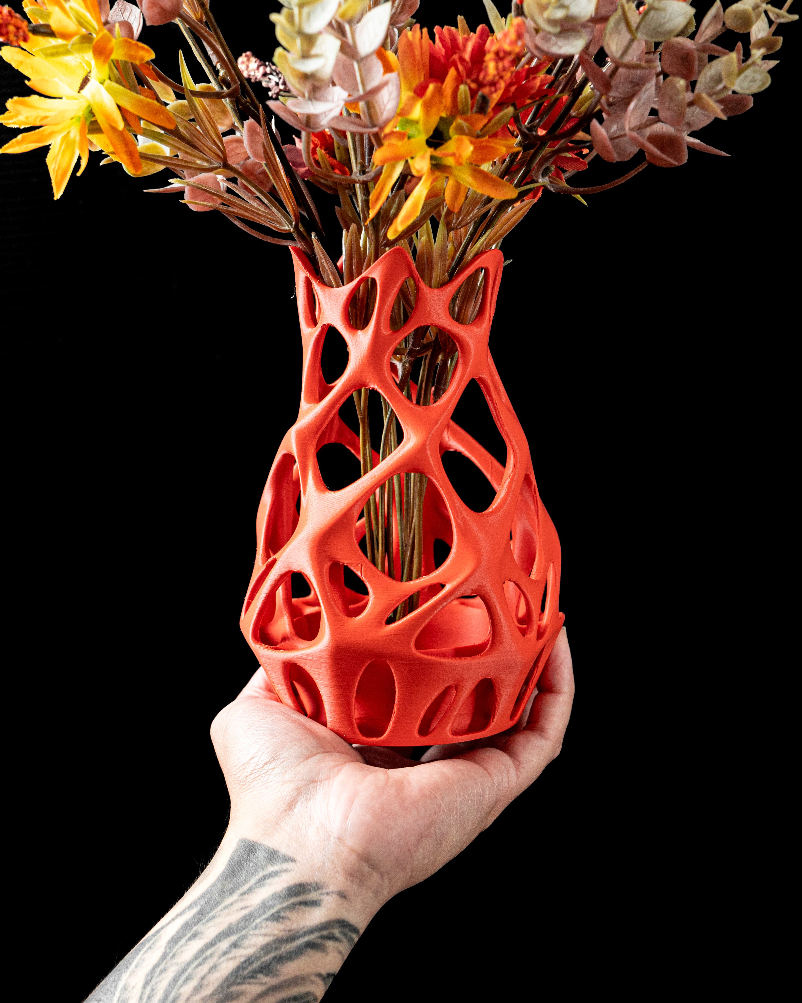 3D Printed Red Sculptural Vase – Organic Openwork Design – Handmade Decor