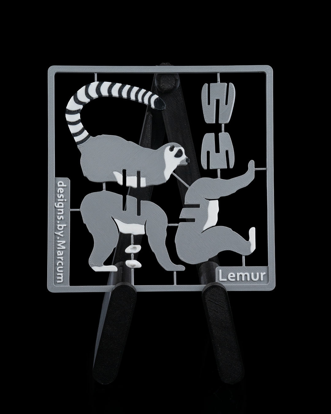 3D Printed Articulated Lemur Kit (2-Pack) | DIY & Collectible