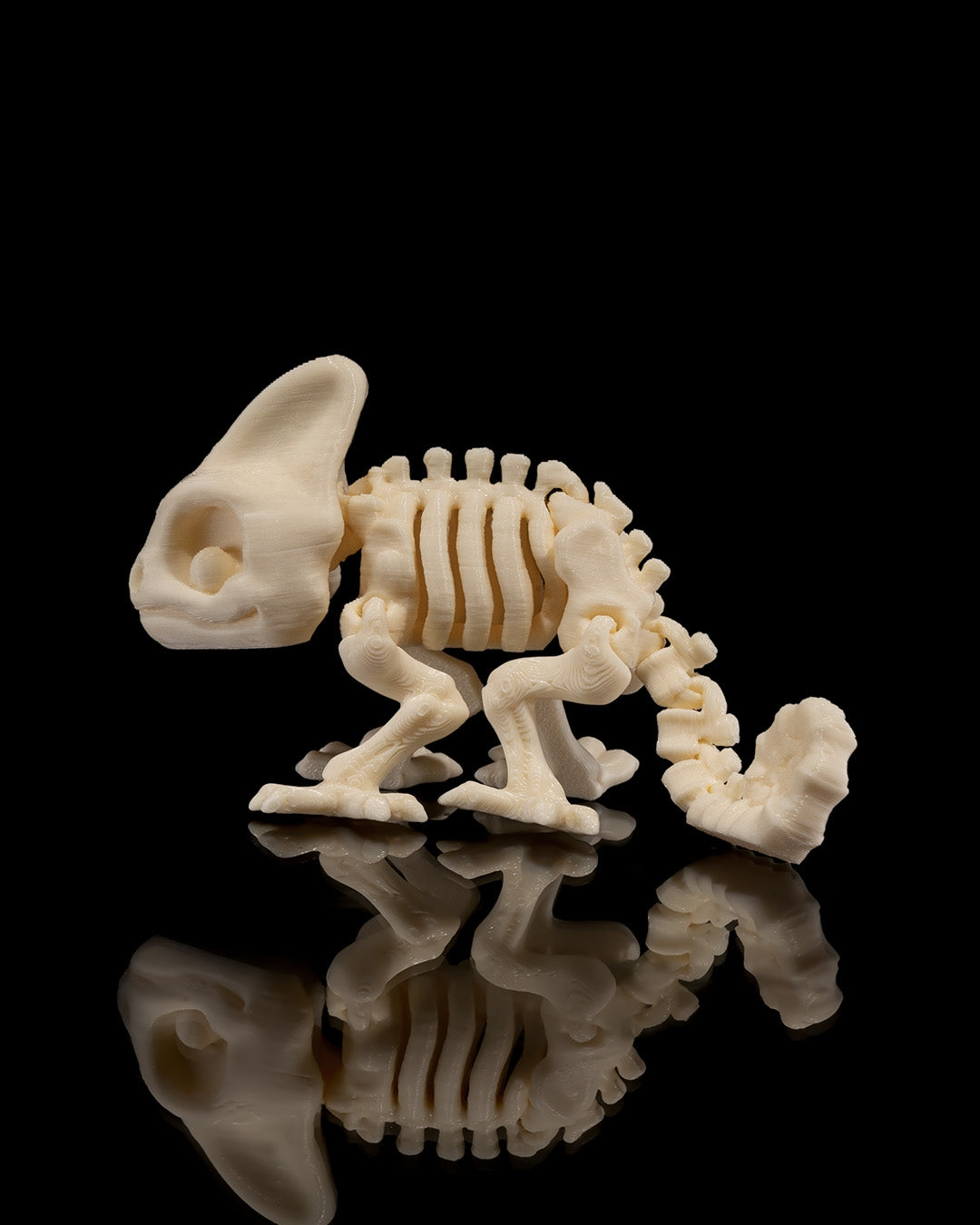 Articulated Skeleton Chameleon – 3D Printed Flexible Figure – 6 cm – Single