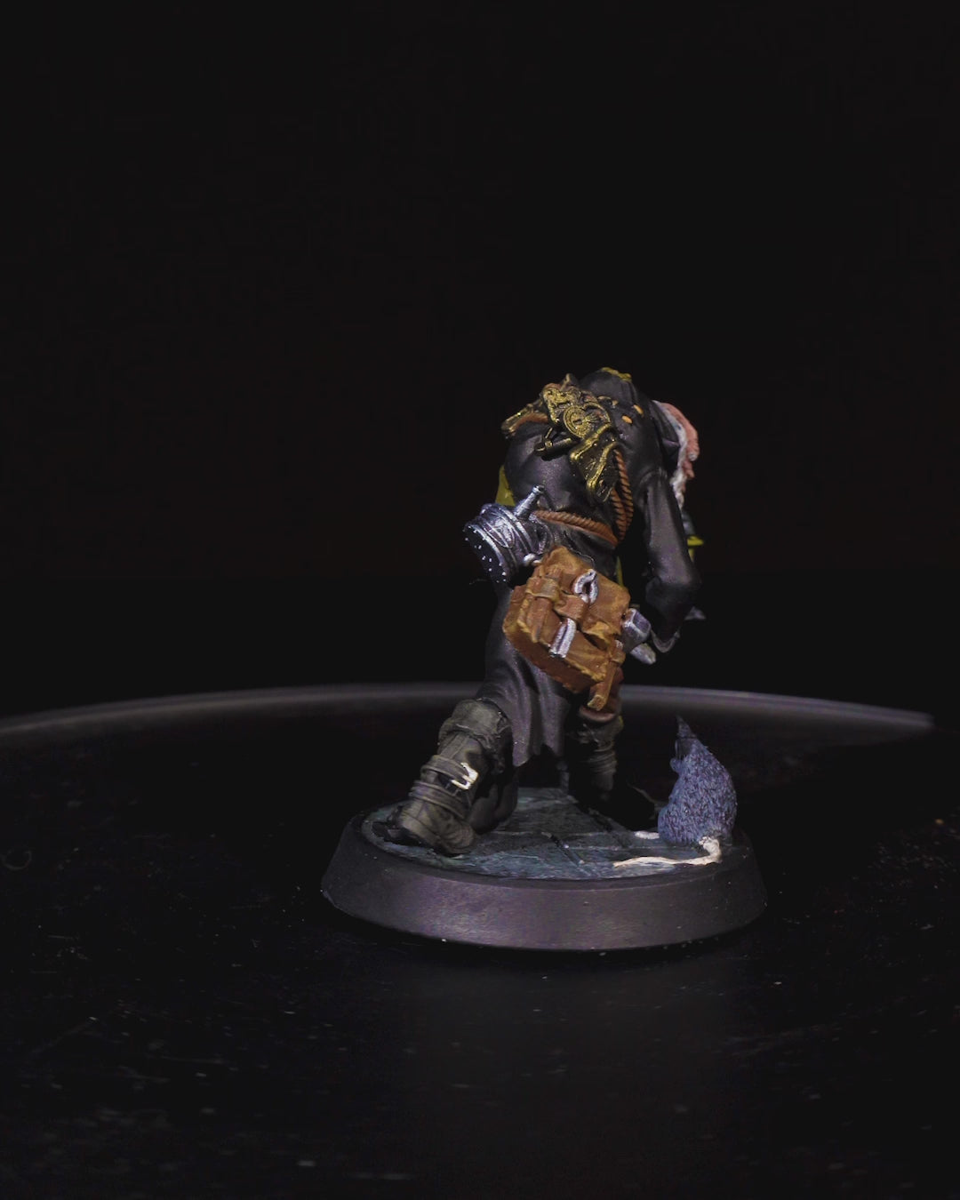 Lantern Bearer Hermit Miniature – 32mm Scale for Tabletop RPGs